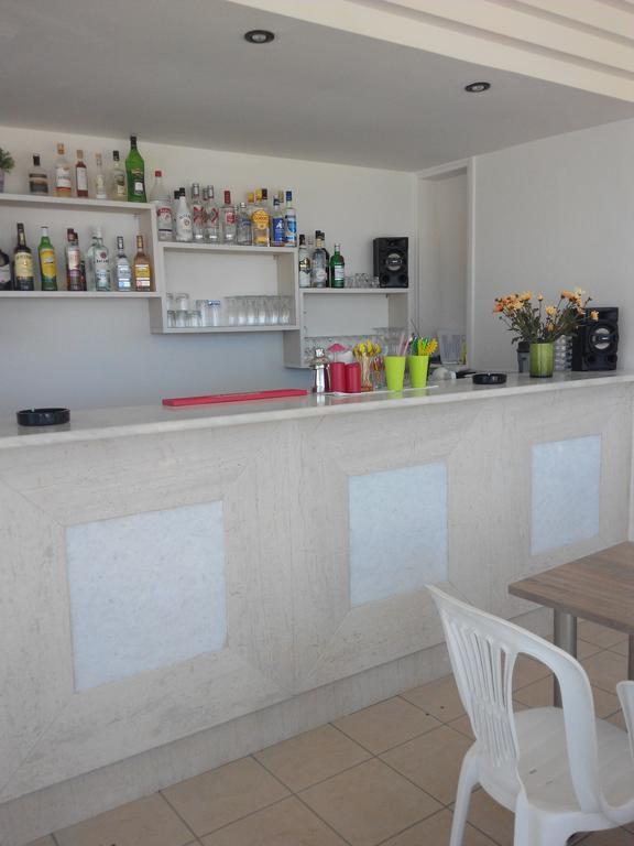 Viaros Apartments Gerani  Esterno foto