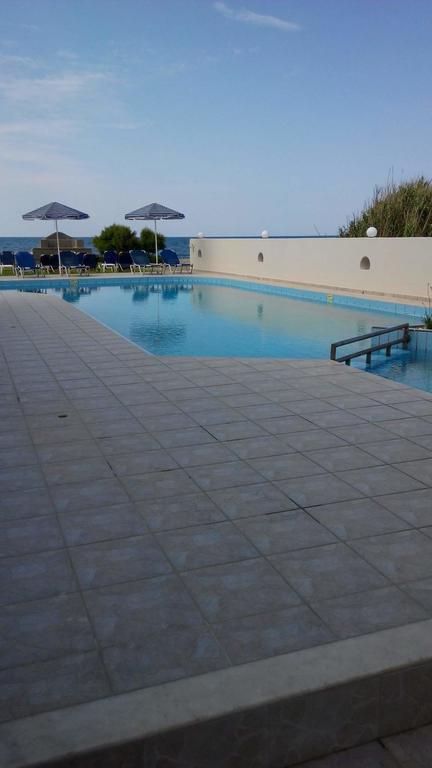 Viaros Apartments Gerani  Esterno foto